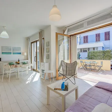La Bergamina - Front - Happy Appartamento San Bartolomeo Al Mare